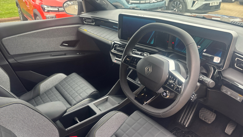 Renault 4 110kW Iconic+ 52kWh Comfort range 5dr Auto Electric Estate